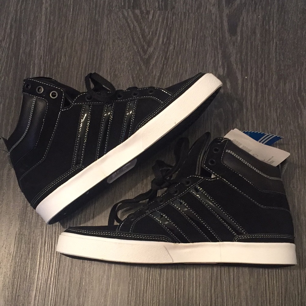 Adidas High Top sneakers
